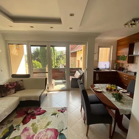 Stylish Serenity Apartment *